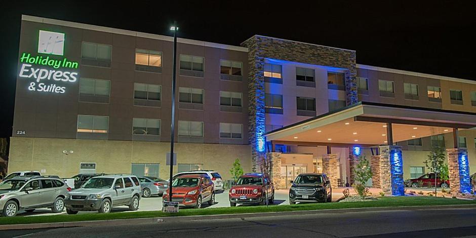 Holiday Inn Express & Suites Dayton North - Vandalia By Ihg Eksteriør bilde